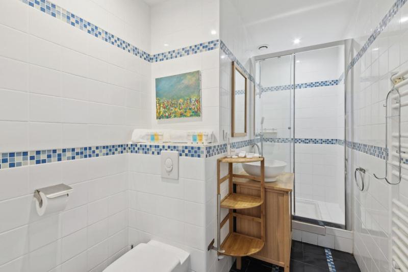 232 Suite Home Shanghai Concept In Paris Exteriör bild